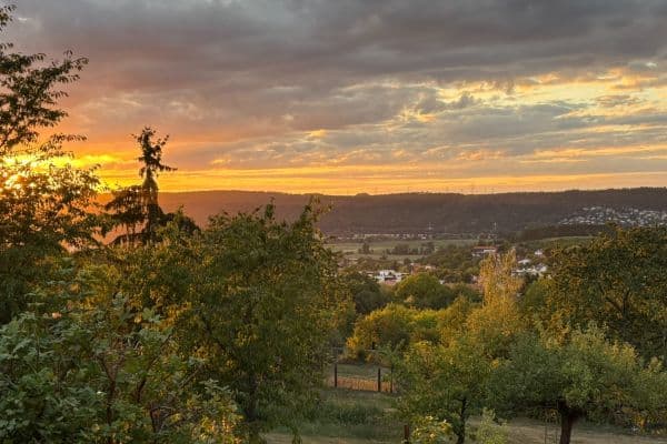 Prodej domu 242 m², pozemek 1.994 m², Za Dálnicí, Praha Prodej domu 242 m², pozemek 1.994 m², Za Dálnicí, Praha
