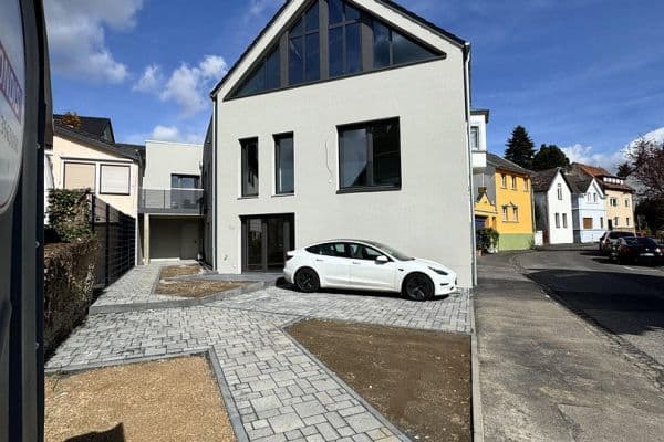 Pronájem bytu 3+1 75 m², Waldburgstr., Bonn Pronájem bytu 3+1 75 m², Waldburgstr., Bonn