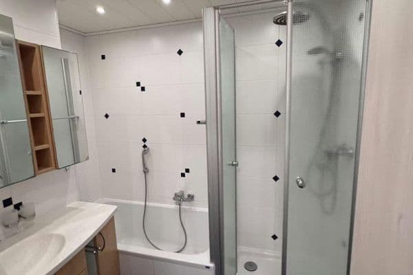 Pronájem bytu 1+1 23 m², Augsburger Str 91/5, Augsburg, Bavorsko Pronájem bytu 1+1 23 m², Augsburger Str 91/5, Augsburg, Bavorsko