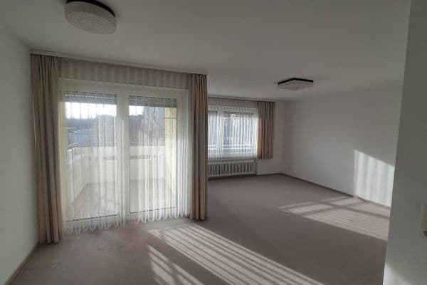 Prodej bytu 4+kk 96 m², Erlenweg 2, Tübingen Prodej bytu 4+kk 96 m², Erlenweg 2, Tübingen