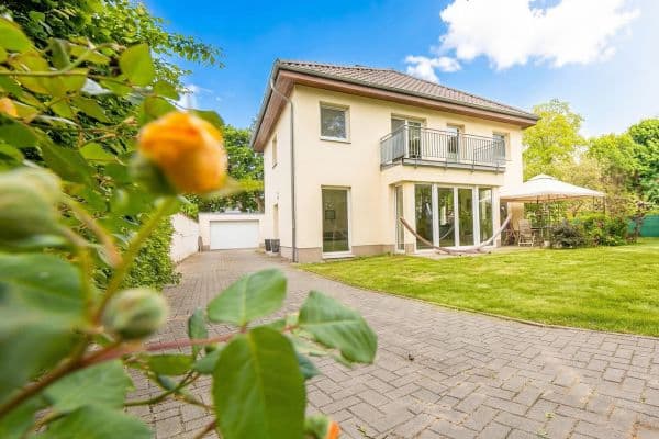 Prodej domu 157 m², pozemek 689 m², Teltow Prodej domu 157 m², pozemek 689 m², Teltow