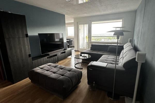 Prodej bytu 3+kk 87 m², Strohgäustraße 11, Leonberg Prodej bytu 3+kk 87 m², Strohgäustraße 11, Leonberg