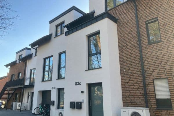 Prodej domu 166 m², pozemek 170 m², Teutoburger Weg 83b, Schloß Holte-Stukenbrock Prodej domu 166 m², pozemek 170 m², Teutoburger Weg 83b, Schloß Holte-Stukenbrock