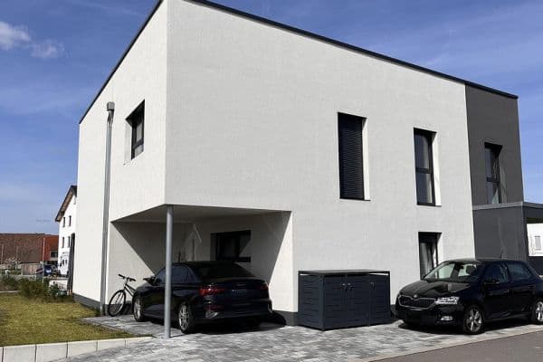 Pronájem bytu 3+1 118 m², Hambrücken Pronájem bytu 3+1 118 m², Hambrücken