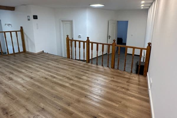 Pronájem kanceláře 80 m², Kovářova, Praha Pronájem kanceláře 80 m², Kovářova, Praha