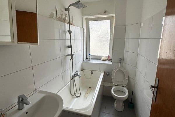 Pronájem bytu 5+1 100 m², Gerther Str. 8, Bochum Pronájem bytu 5+1 100 m², Gerther Str. 8, Bochum