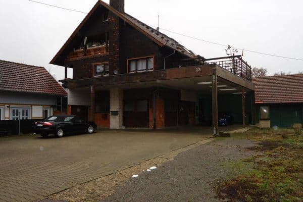 Pronájem bytu 4+kk 150 m², Grabenstr.13, Heimsheim Pronájem bytu 4+kk 150 m², Grabenstr.13, Heimsheim