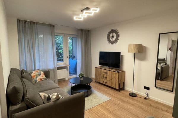 Pronájem bytu 1+1 32 m², Peter Henlein Straße 23, München, Bavorsko Pronájem bytu 1+1 32 m², Peter Henlein Straße 23, München, Bavorsko