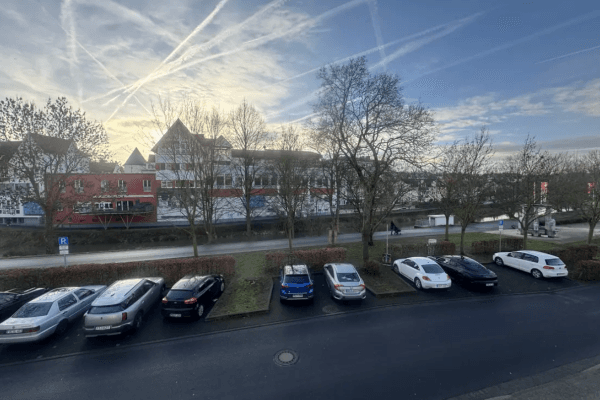 Pronájem bytu 3+1 68 m², Parkstrasse 3, Bad Vilbel Pronájem bytu 3+1 68 m², Parkstrasse 3, Bad Vilbel