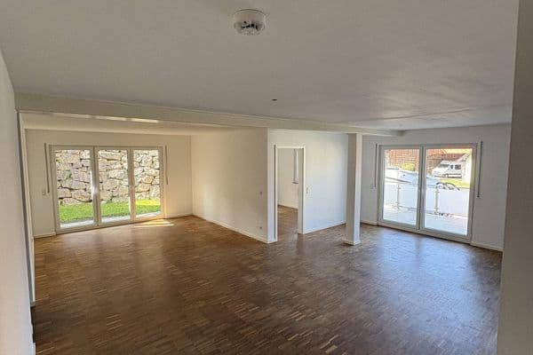 Pronájem bytu 3+1 124 m², Hanfelder Str. 7a, Gauting OT-Oberbrunn, Bavorsko Pronájem bytu 3+1 124 m², Hanfelder Str. 7a, Gauting OT-Oberbrunn, Bavorsko