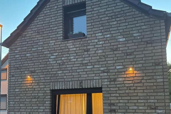 Pronájem domu 100 m², pozemek 160 m², Bödingerstr 27, Köln Pronájem domu 100 m², pozemek 160 m², Bödingerstr 27, Köln