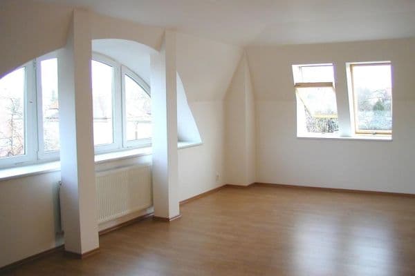 Pronájem bytu 4+1 129 m², Medkova, Praha Pronájem bytu 4+1 129 m², Medkova, Praha