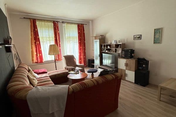 Pronájem bytu 2+1 95 m², Mostecká, Teplice Pronájem bytu 2+1 95 m², Mostecká, Teplice