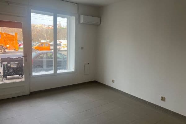Pronájem nebytového prostoru 39 m², Vršovická, Praha Pronájem nebytového prostoru 39 m², Vršovická, Praha