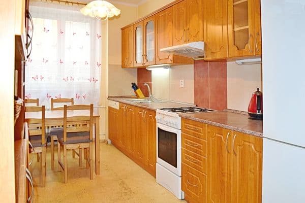 Pronájem bytu 2+1 63 m², Puškinova, Hradec Králové Pronájem bytu 2+1 63 m², Puškinova, Hradec Králové