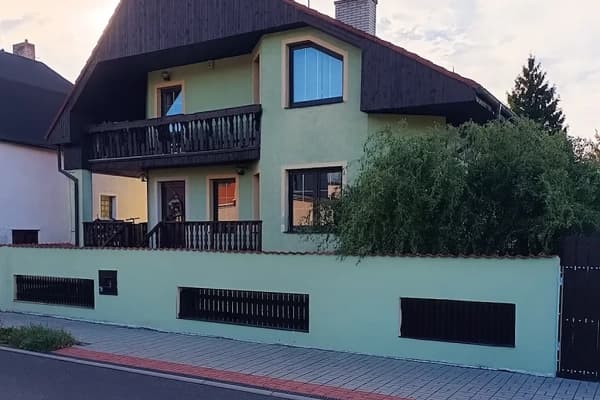 Prodej domu 396 m², pozemek 660 m², Karla Čapka, Chomutov Prodej domu 396 m², pozemek 660 m², Karla Čapka, Chomutov