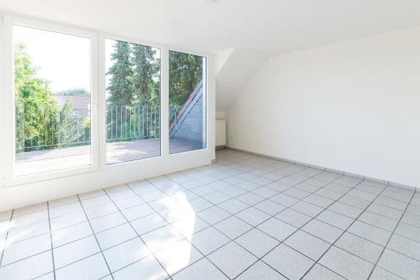 Prodej bytu 3+1 78 m², Leverkusen Prodej bytu 3+1 78 m², Leverkusen