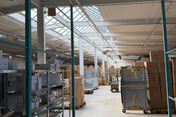 Pronájem nebytového prostoru 1.065 m², Industriestr. 17, Viernheim Pronájem nebytového prostoru 1.065 m², Industriestr. 17, Viernheim