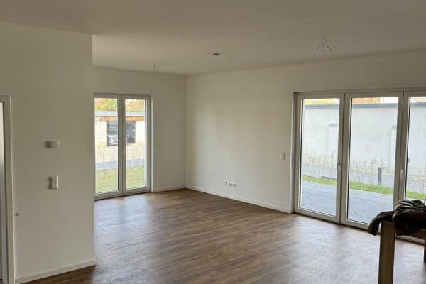Pronájem bytu 2+1 79 m², Verbindungsweg 3, Velten Pronájem bytu 2+1 79 m², Verbindungsweg 3, Velten