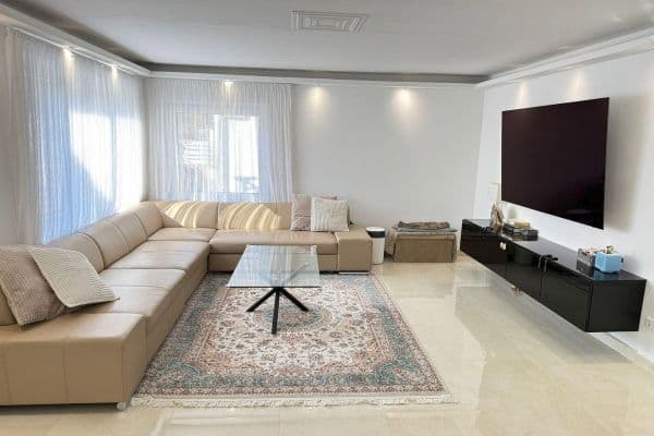 Prodej domu 137 m², pozemek 598 m², Ahrensburg Prodej domu 137 m², pozemek 598 m², Ahrensburg