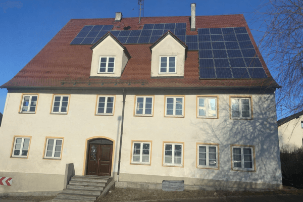 Prodej domu 617 m², pozemek 770 m², Rathausplatz 11, Kirchhaslach Prodej domu 617 m², pozemek 770 m², Rathausplatz 11, Kirchhaslach