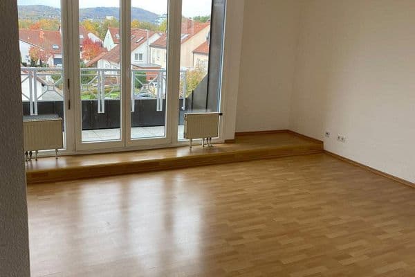 Pronájem bytu 3+1 82 m², Im Kohlruss 7, Liederbach Pronájem bytu 3+1 82 m², Im Kohlruss 7, Liederbach