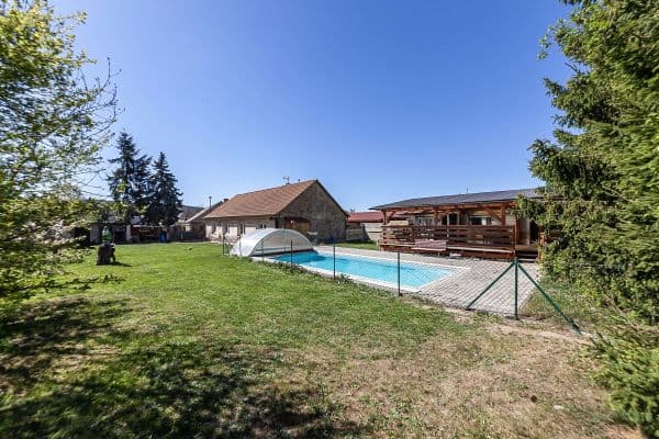 Prodej domu 85 m², pozemek 1.200 m², Krátká, Jesenice Prodej domu 85 m², pozemek 1.200 m², Krátká, Jesenice