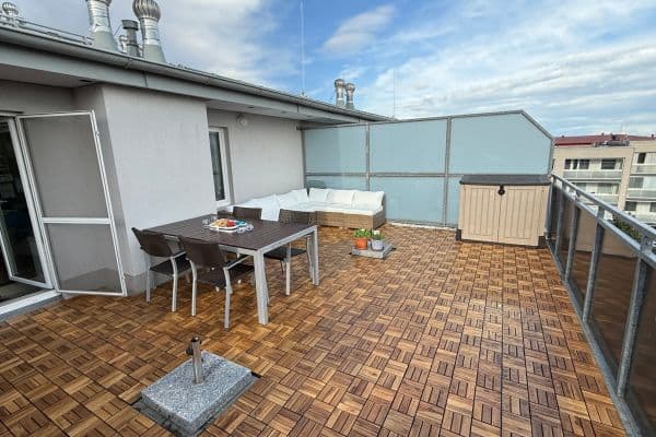 Pronájem bytu 3+kk 100 m², Českodubská, Praha Pronájem bytu 3+kk 100 m², Českodubská, Praha