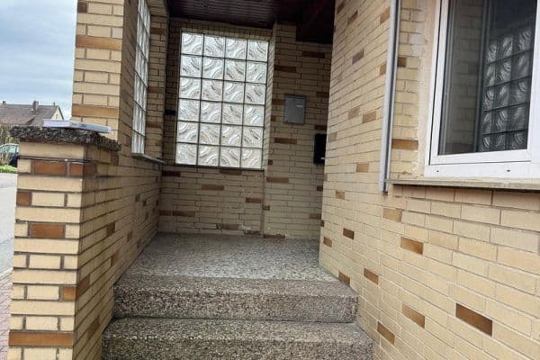 Pronájem bytu 4+1 115 m², Am Breiten 2, Delligsen, Dolní Sasko Pronájem bytu 4+1 115 m², Am Breiten 2, Delligsen, Dolní Sasko