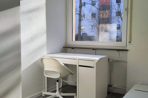 Pronájem bytu 1+1 10 m², Gottlieb-Daimler-Str. 56, Mainz Pronájem bytu 1+1 10 m², Gottlieb-Daimler-Str. 56, Mainz