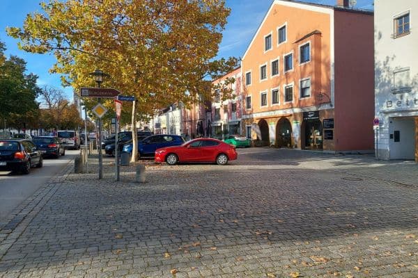 Pronájem nebytového prostoru 420 m², Plattling Pronájem nebytového prostoru 420 m², Plattling