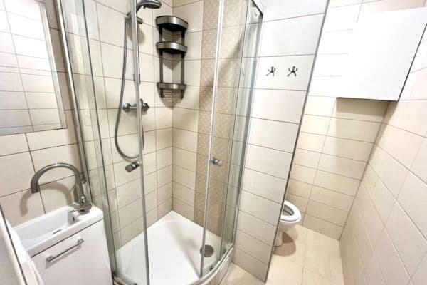 Prodej bytu 2+kk 13 m², Arbesova, Kladno Prodej bytu 2+kk 13 m², Arbesova, Kladno