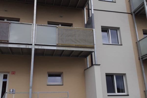 Pronájem bytu 1+kk 35 m², Rakouská, Milovice Pronájem bytu 1+kk 35 m², Rakouská, Milovice