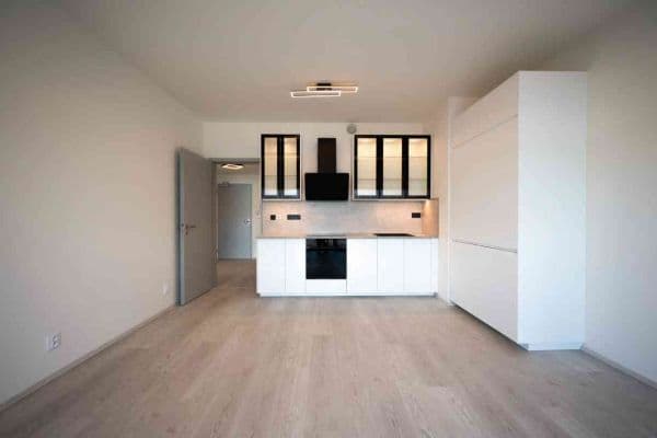 Pronájem bytu 2+kk 80 m², Nové sady, Brno Pronájem bytu 2+kk 80 m², Nové sady, Brno