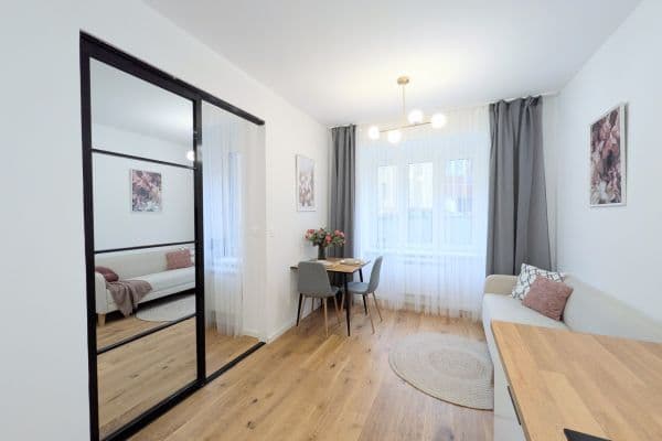 Prodej bytu 2+kk 40 m², Petrohradská, Praha Prodej bytu 2+kk 40 m², Petrohradská, Praha