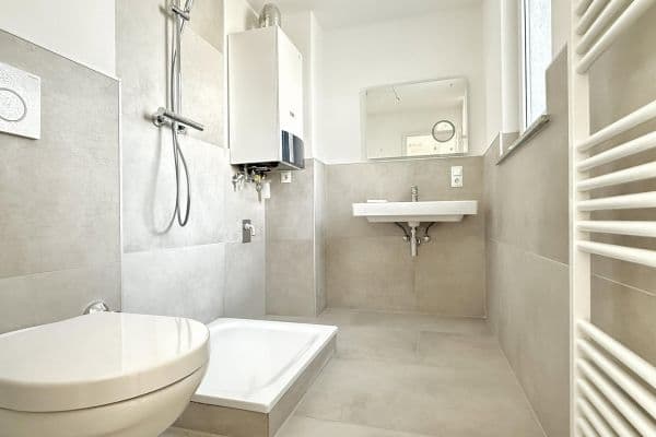 Pronájem bytu 2+1 48 m², Hochstr. 90, Hagen Pronájem bytu 2+1 48 m², Hochstr. 90, Hagen