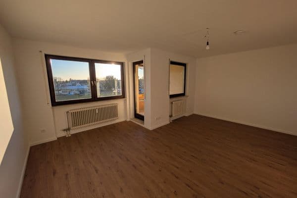 Pronájem bytu 2+1 61 m², Happurger Straße 4, Nürnberg, Bavorsko Pronájem bytu 2+1 61 m², Happurger Straße 4, Nürnberg, Bavorsko