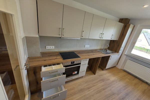 Pronájem bytu 3+kk 90 m², Ulzburger Straße 693, Norderstedt Pronájem bytu 3+kk 90 m², Ulzburger Straße 693, Norderstedt