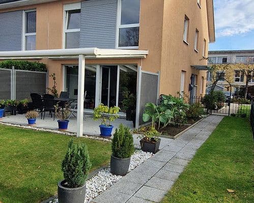 Prodej domu 135 m², pozemek 275 m², Reinbek Prodej domu 135 m², pozemek 275 m², Reinbek