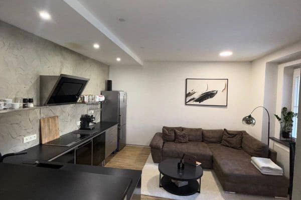 Pronájem bytu 3+kk 85 m², Ocelářská, Praha Pronájem bytu 3+kk 85 m², Ocelářská, Praha