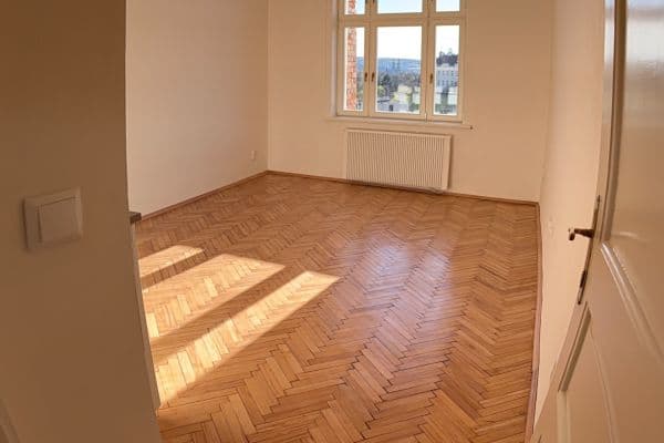 Pronájem bytu 2+kk 45 m², U Zvonařky, Praha Pronájem bytu 2+kk 45 m², U Zvonařky, Praha