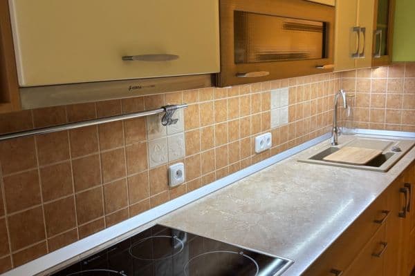 Pronájem bytu 2+1 56 m², Sídliště, Moravský Krumlov Pronájem bytu 2+1 56 m², Sídliště, Moravský Krumlov