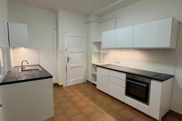 Pronájem bytu 2+1 60 m², Ve Smečkách, Praha Pronájem bytu 2+1 60 m², Ve Smečkách, Praha