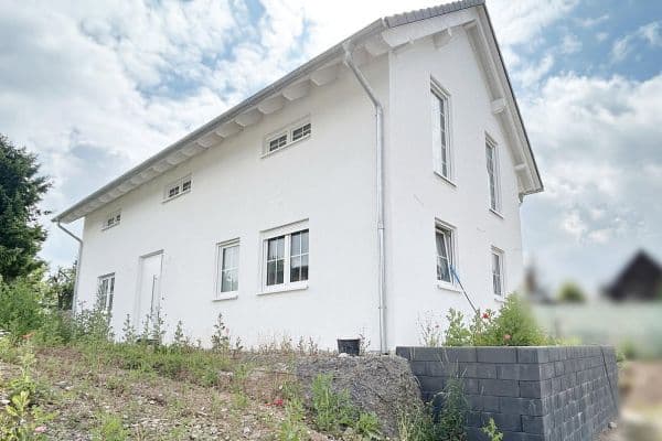Prodej domu 143 m², pozemek 640 m², Kölnerstraße 54a, Marmagen Prodej domu 143 m², pozemek 640 m², Kölnerstraße 54a, Marmagen