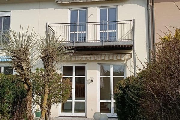 Prodej domu 146 m², pozemek 160 m², Alte Poststraße 27, Hohenkammer, Bavorsko Prodej domu 146 m², pozemek 160 m², Alte Poststraße 27, Hohenkammer, Bavorsko