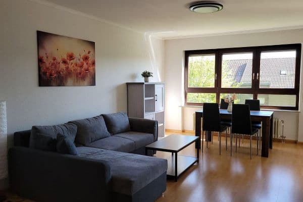 Pronájem bytu 3+kk 92 m², Offenburger Straße 37, Böblingen Pronájem bytu 3+kk 92 m², Offenburger Straße 37, Böblingen