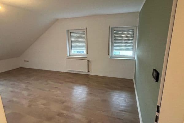 Pronájem bytu 3+1 66 m², Büchnerstrasse 22, Altenkirchen Pronájem bytu 3+1 66 m², Büchnerstrasse 22, Altenkirchen