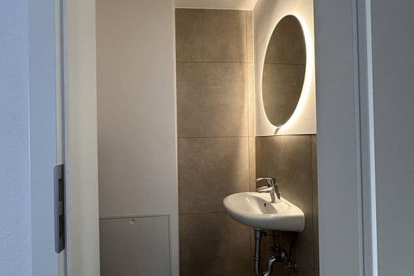 Pronájem bytu 3+1 77 m², Parkstrasse 25, Ehlscheid Pronájem bytu 3+1 77 m², Parkstrasse 25, Ehlscheid