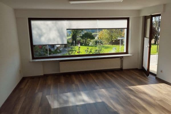 Pronájem bytu 2+1 79 m², Mühlacker (Großglattbach) Pronájem bytu 2+1 79 m², Mühlacker (Großglattbach)