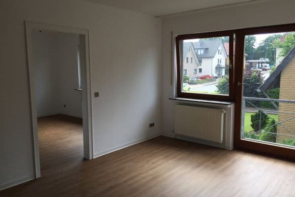 Pronájem bytu 4+1 100 m², Eickumer Str. 35, Bielefeld, Severní Porýní-Vestfálsko Pronájem bytu 4+1 100 m², Eickumer Str. 35, Bielefeld, Severní Porýní-Vestfálsko